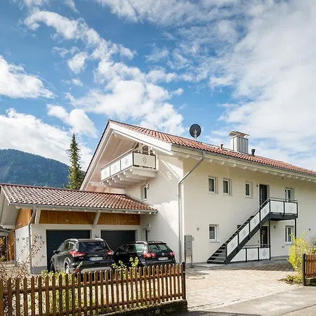 Alpenpanorama Apartamento *